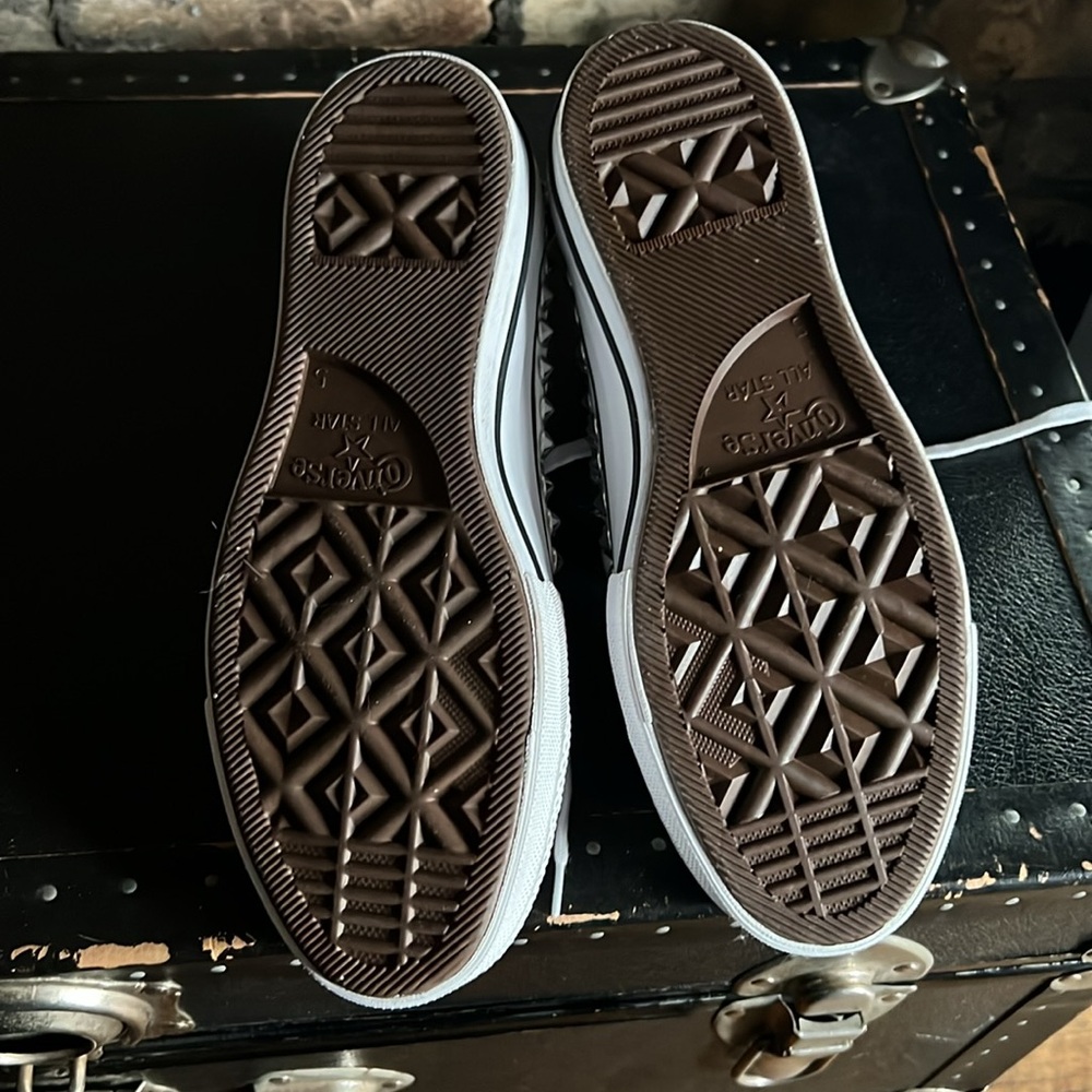 Nwot Custom-Made Studded Platform Converse. - image 7